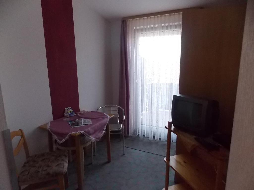 Gasthof Rhoenperle Kothen (Motten) Quarto foto
